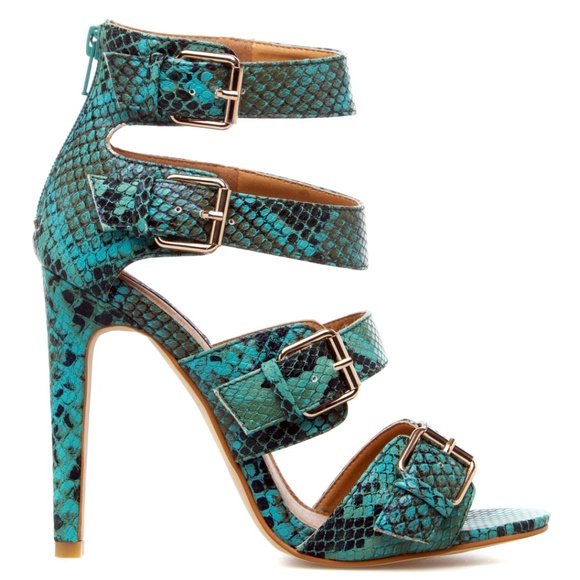 Izabella Rue Shoes - IZABELLA RUE BALLARD